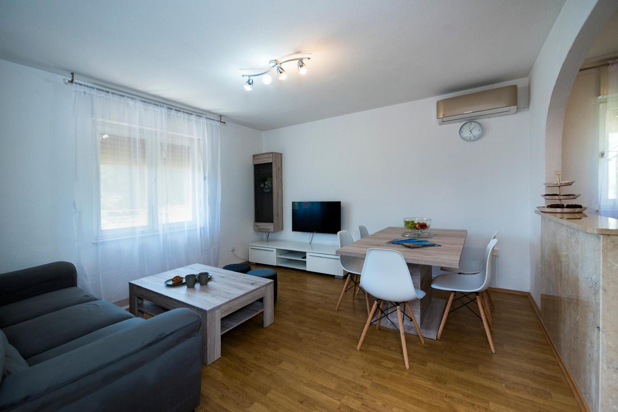 M&M Pelivan Apartments Solin Esterno foto