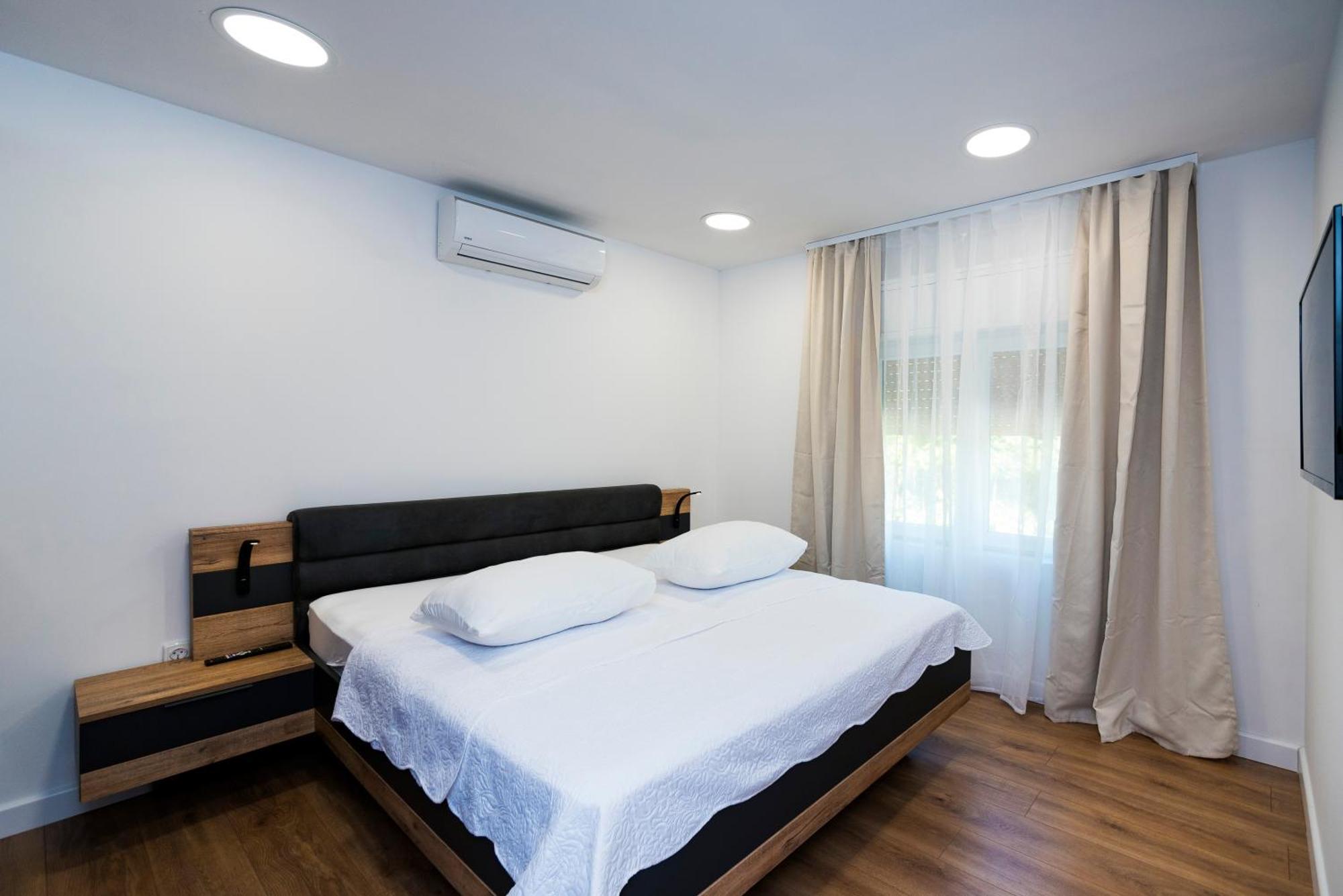 M&M Pelivan Apartments Solin Esterno foto